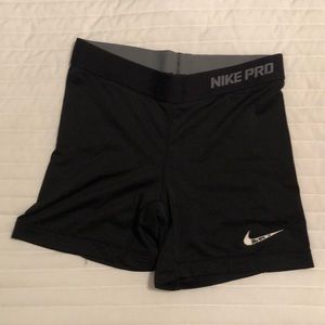 Nike pro